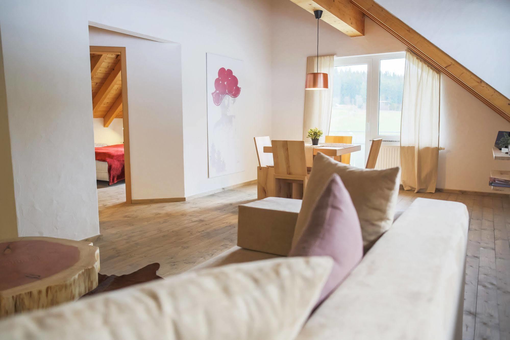Appartamento Kuckucksnest Schwaerzenbach Titisee-Neustadt Esterno foto